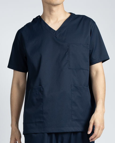 スクラブシャツ