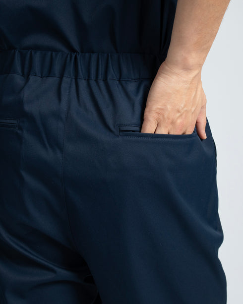 スクラブパンツ