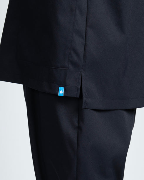 スクラブシャツ