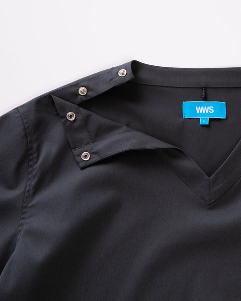 大人のスクラブシャツ