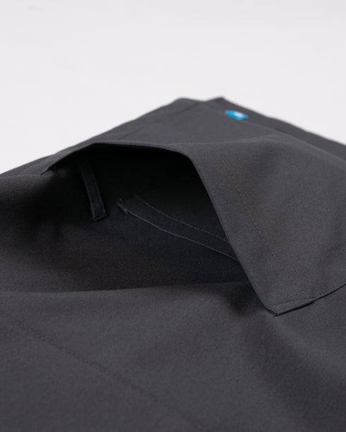 大人のスクラブシャツ